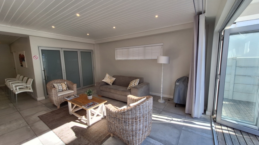 2 Bedroom Property for Sale in Elands Bay Western Cape